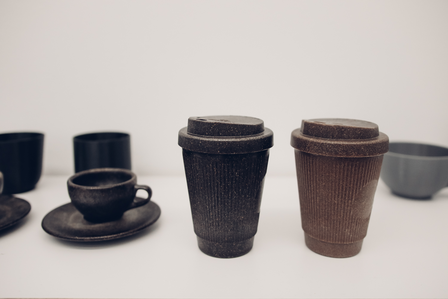 Coffee，Coffee grounds，environment protection，recovery，New material，