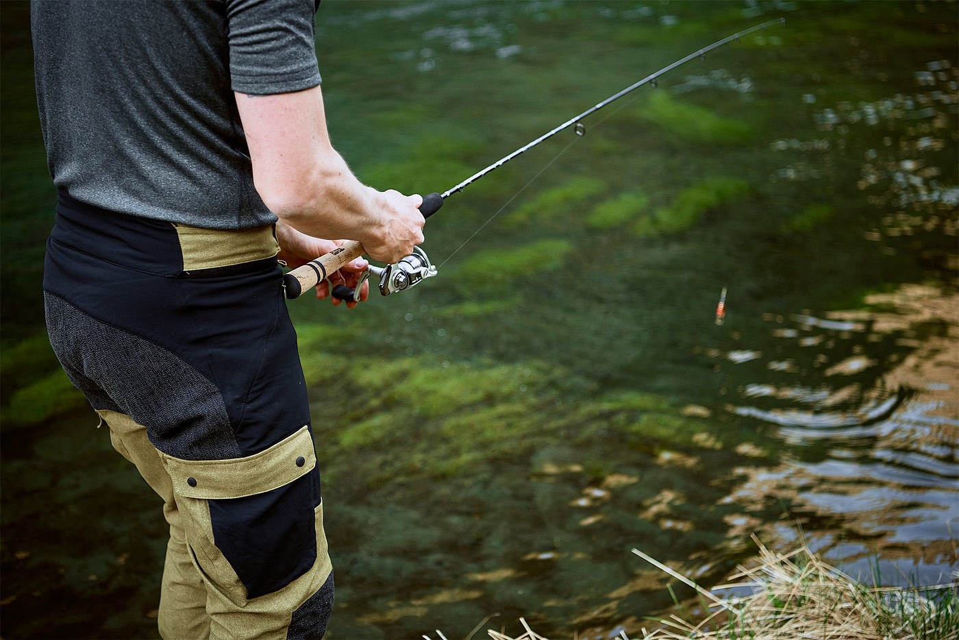 VRTBR，outdoors，hunting，clothing，