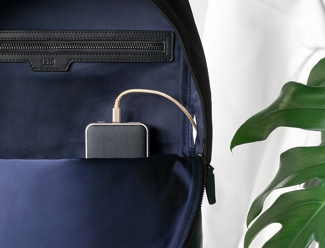 knapsack，both shoulders，a bag，ISM，