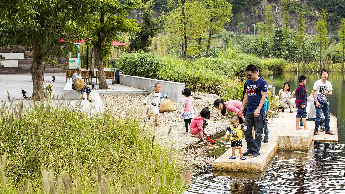 建筑设计，景观设计，建筑室内，山山水水，仿生，万科，房地产，游泳池，