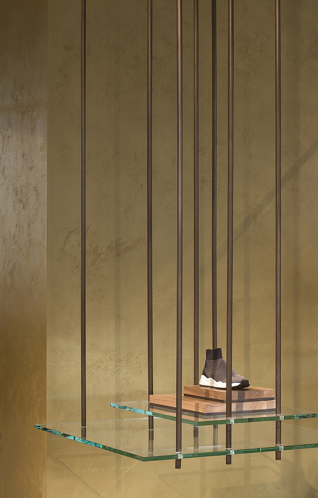 lighting，Scaffolding，Bamboo bionics，Simplicity，fashion，clothes，shoes，exclusive shop，couture，latest fashion，