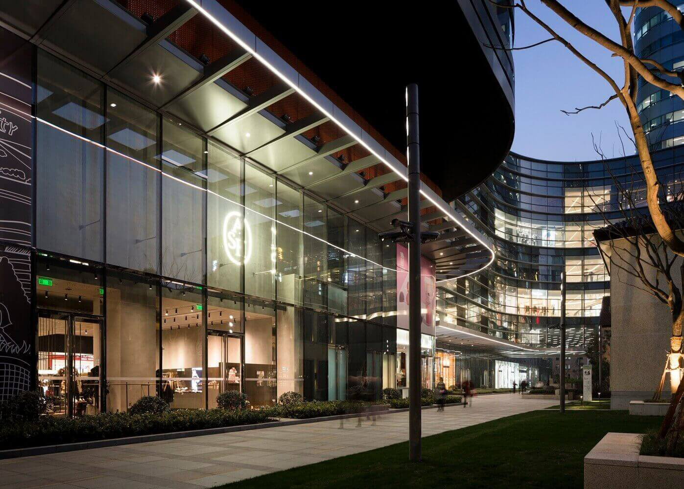 lighting，Scaffolding，Bamboo bionics，Simplicity，fashion，clothes，shoes，exclusive shop，couture，latest fashion，