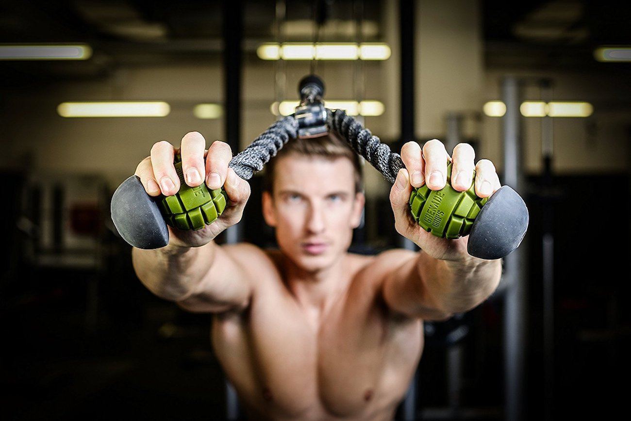 product design，Fitness equipment，dumbbell，Grenade Grips，