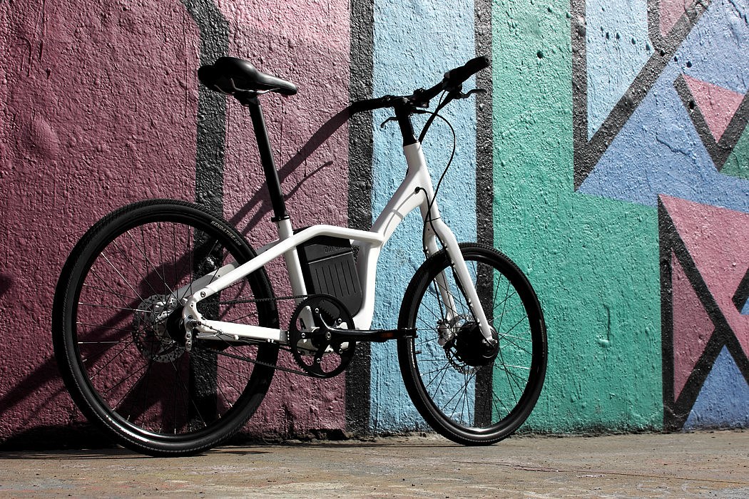 Bicycle，traffic，black and white，Electric bicycle，