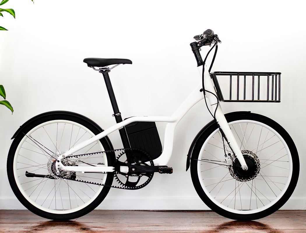 Bicycle，traffic，black and white，Electric bicycle，