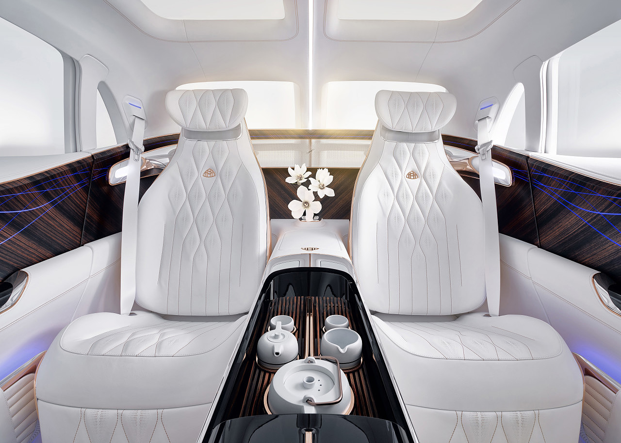 Maybach，luxurious，Maybach ，gules，vehicle，