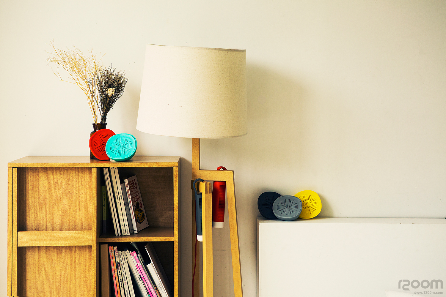 Household dehumidifier，Plastic，concise，