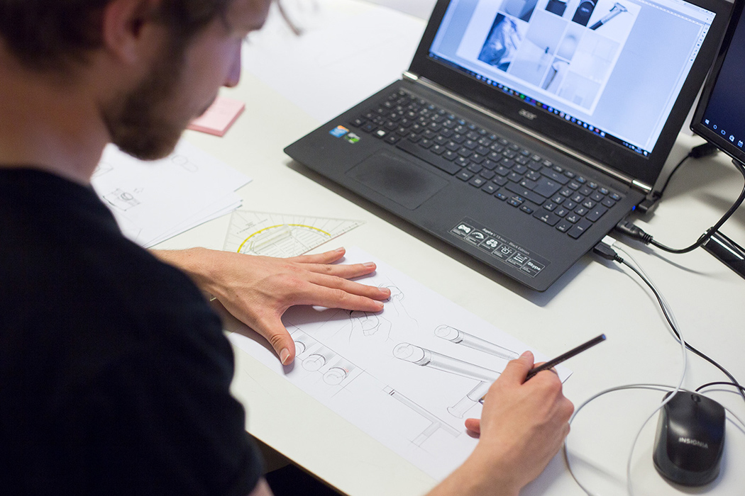 water tap，Hess manual，LED lamp，essence，