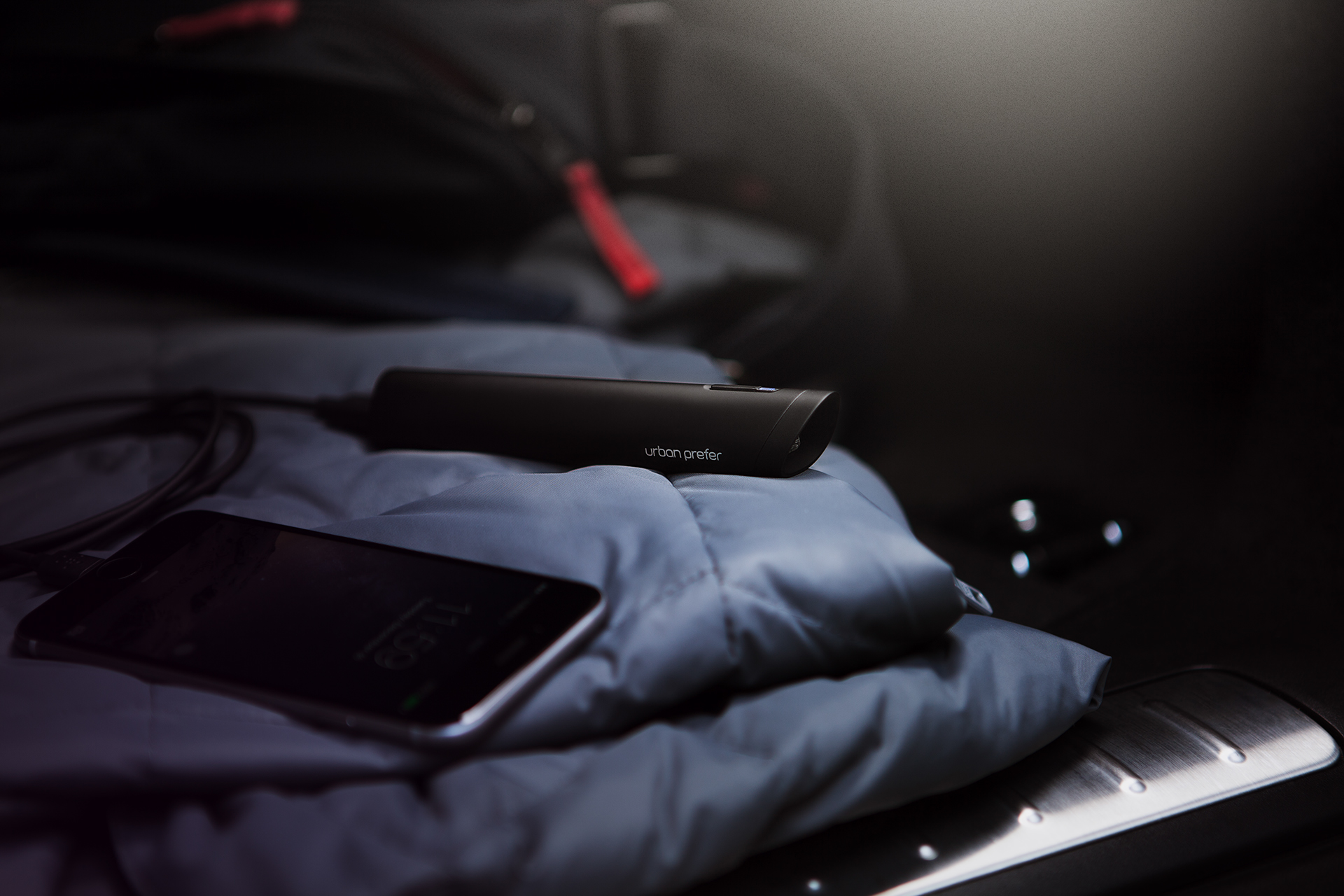 black，Flashlight，Mate，