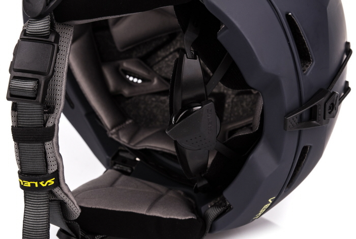 industrial design，product design，motion，outdoors，Mountaineering，protect，