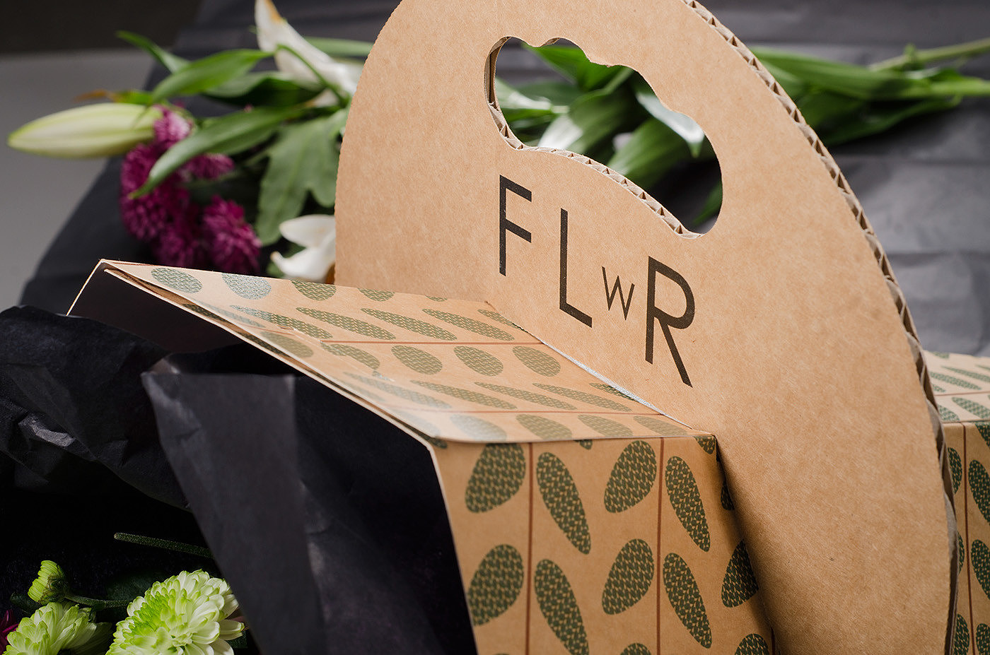 Paper packaging，Portable，Pay attention to beauty，High cost performance，simple，