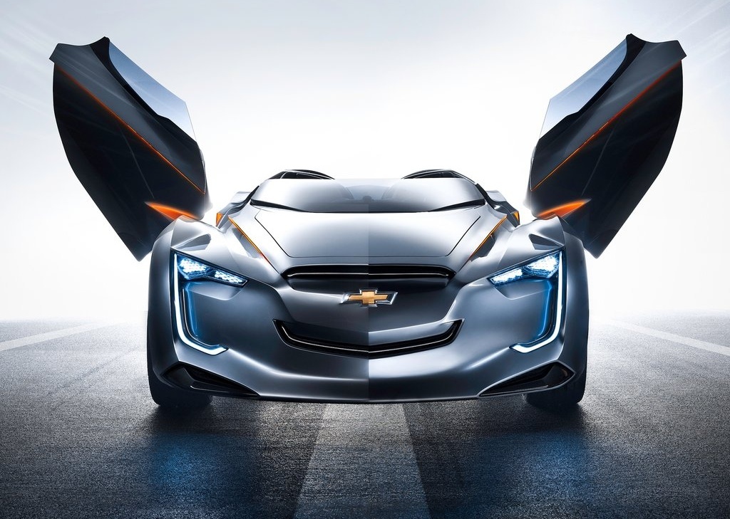 Motor power generation，Dual clutch transmission，The surface design is smooth and round，Carbon panel body，Surround lighting，