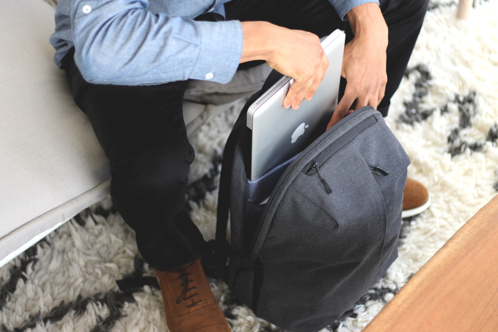 Fit Pack，to work in an office，motion，knapsack，black，