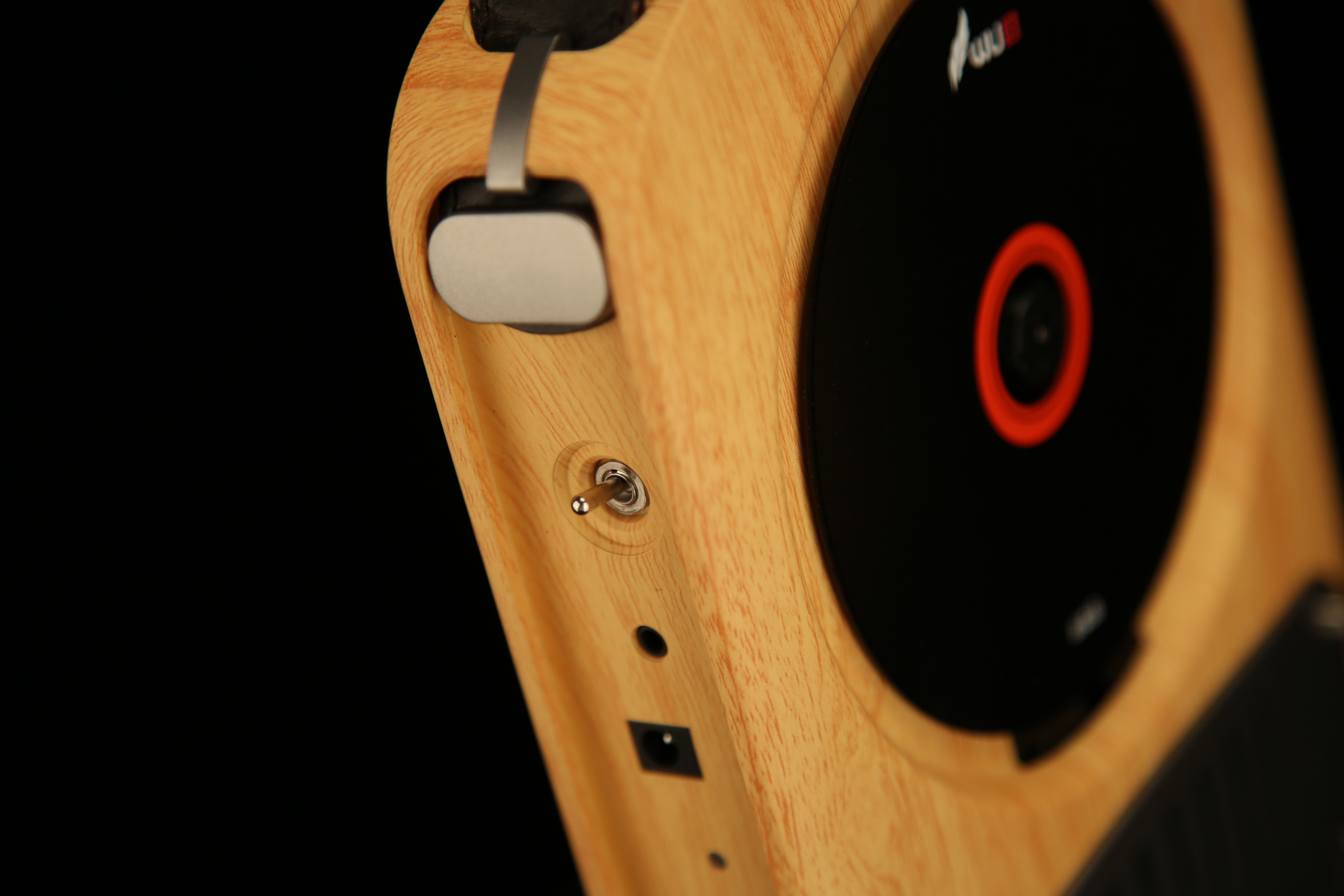 witch，Single life，Wu single life，Ren Feng，CD player，Bluetooth audio，Wall mounted CD player，Retro sound，CD audio，