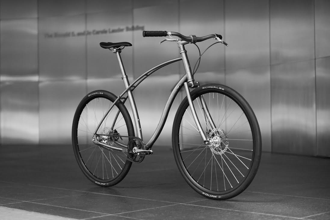 Building No.1，Bicycle，Design of titanium cantilever frame，
