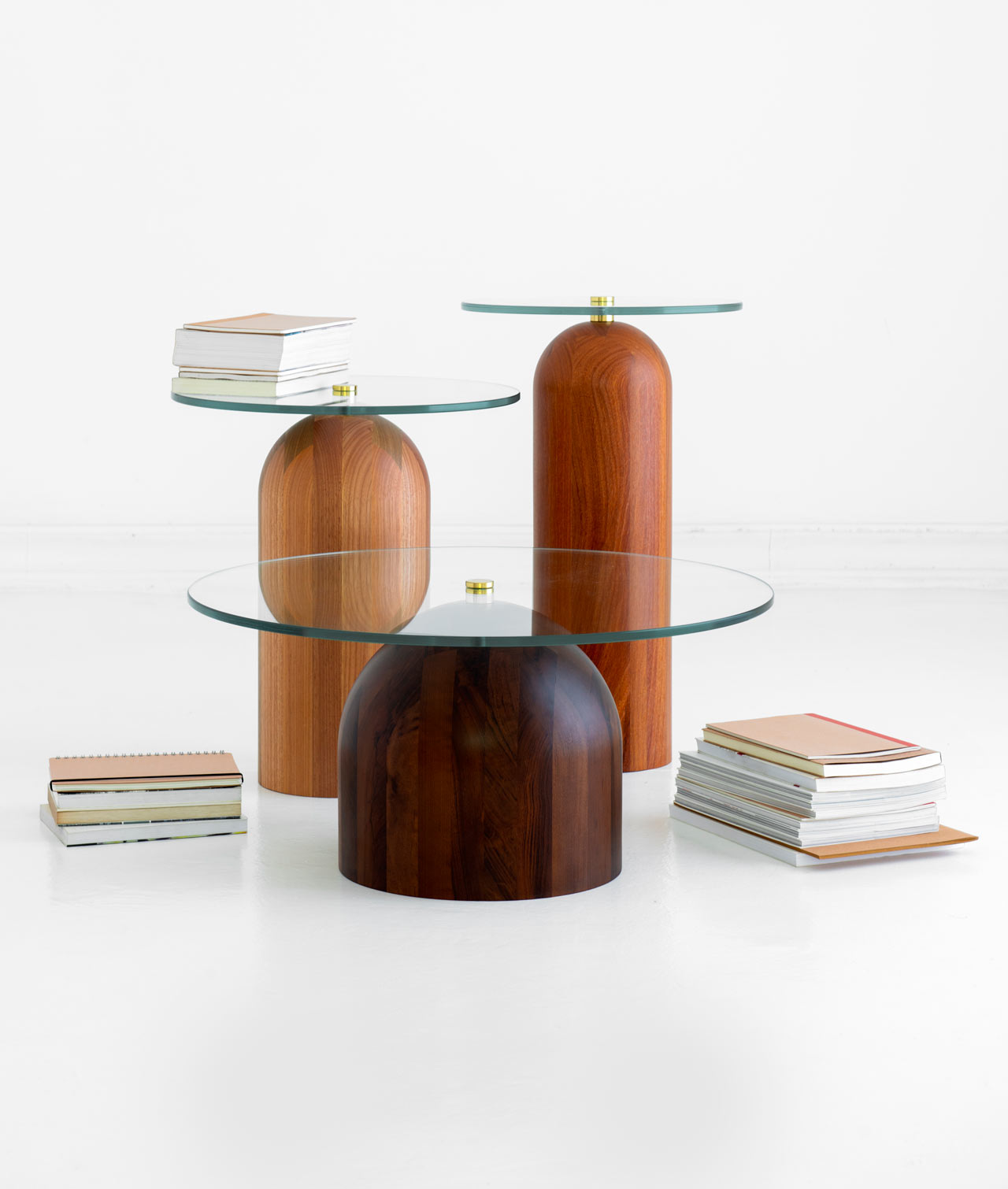 Toco Table，woodiness，Glass，Table，