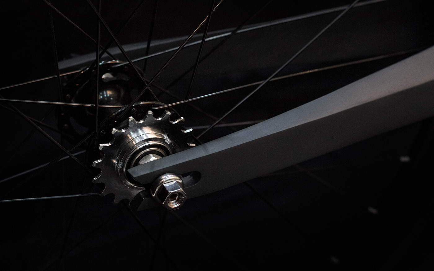 conceptual model，High speed cool，Fixed gear type，Frosted texture，Retro style，