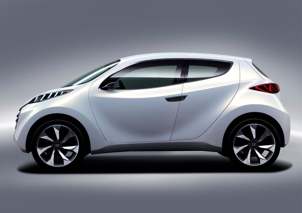 Multi angle separated front grid，Sharp vision，Inner room with sense of science and technology，Carved steering wheel，Concept Car，