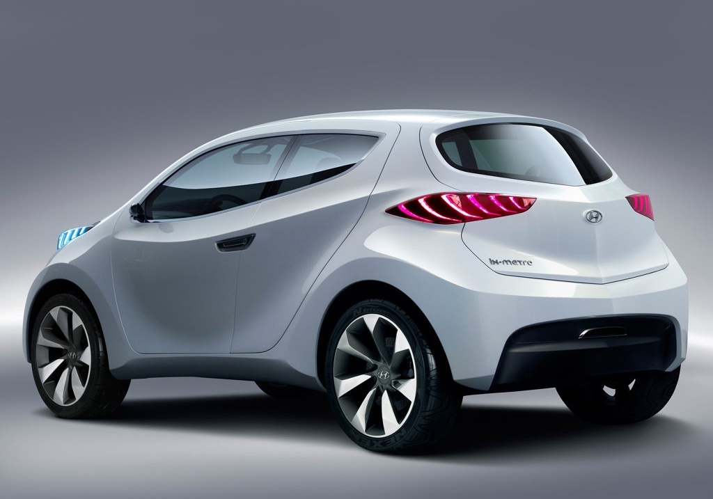 Multi angle separated front grid，Sharp vision，Inner room with sense of science and technology，Carved steering wheel，Concept Car，