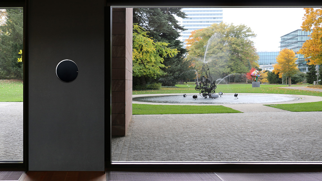 Simplicity，melancholy，High torque motion，"Machine tube" battery power supply，quartz movement ，Large clock，