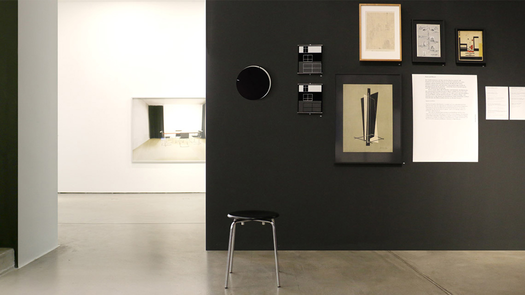 Simplicity，melancholy，High torque motion，"Machine tube" battery power supply，quartz movement ，Large clock，