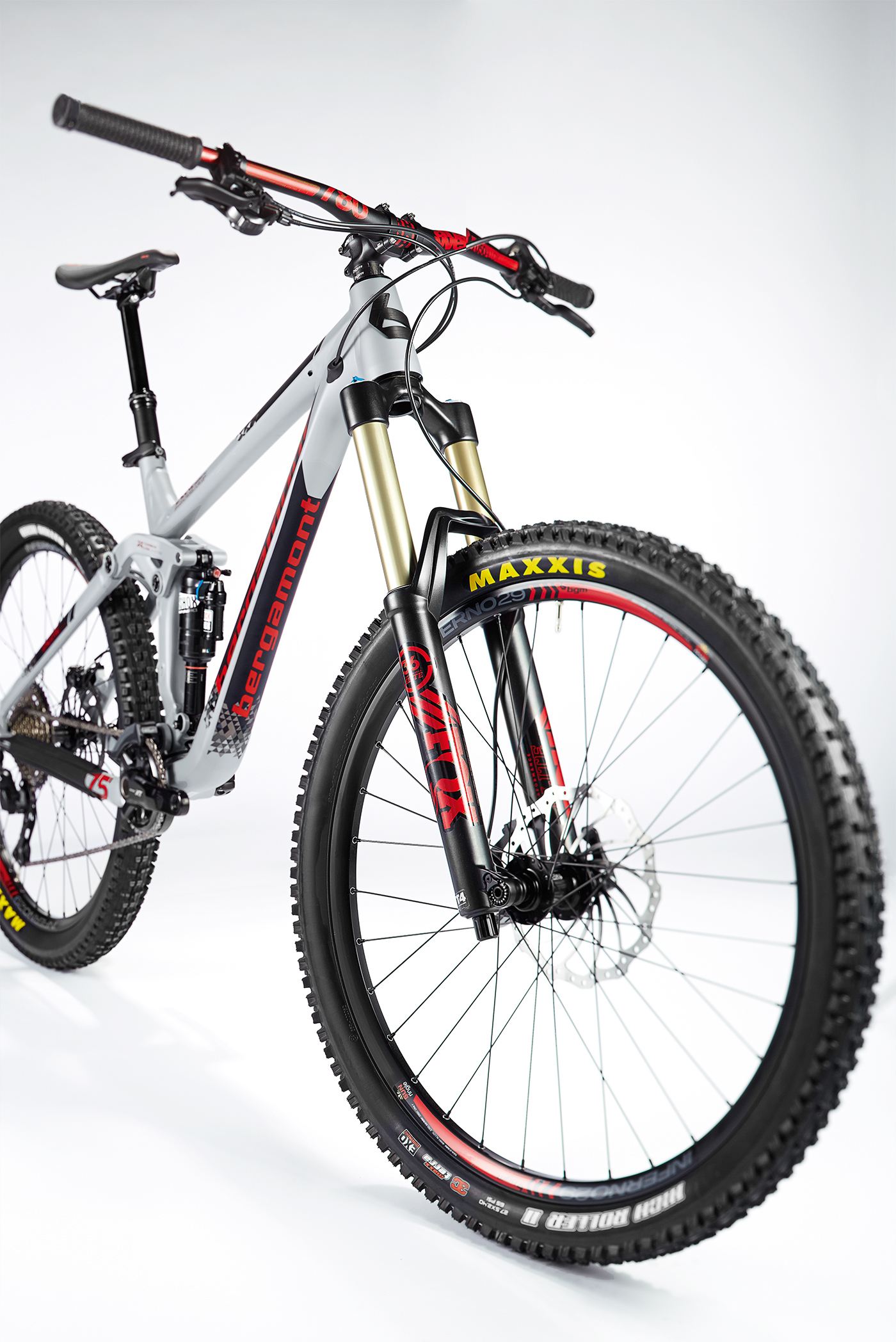 Lightweight and convenient，High end atmosphere，Conservation and environmental protection，Carbon fiber material，