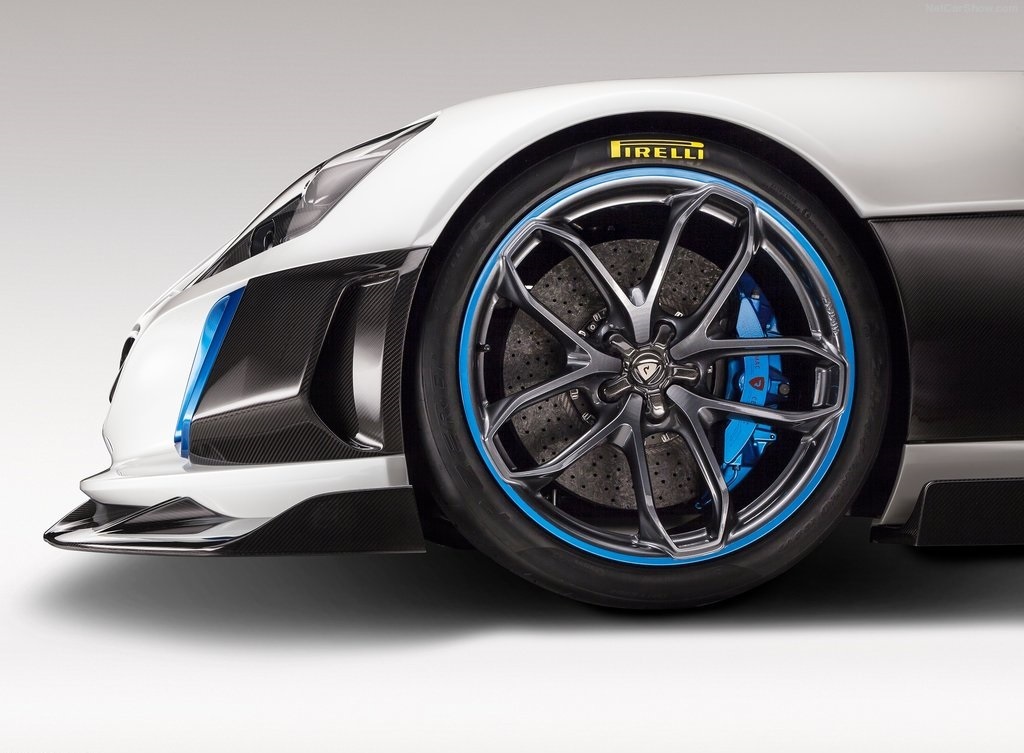 High performance，high velocity，Appearance movement，Aerodynamic suit，Sharp vision，