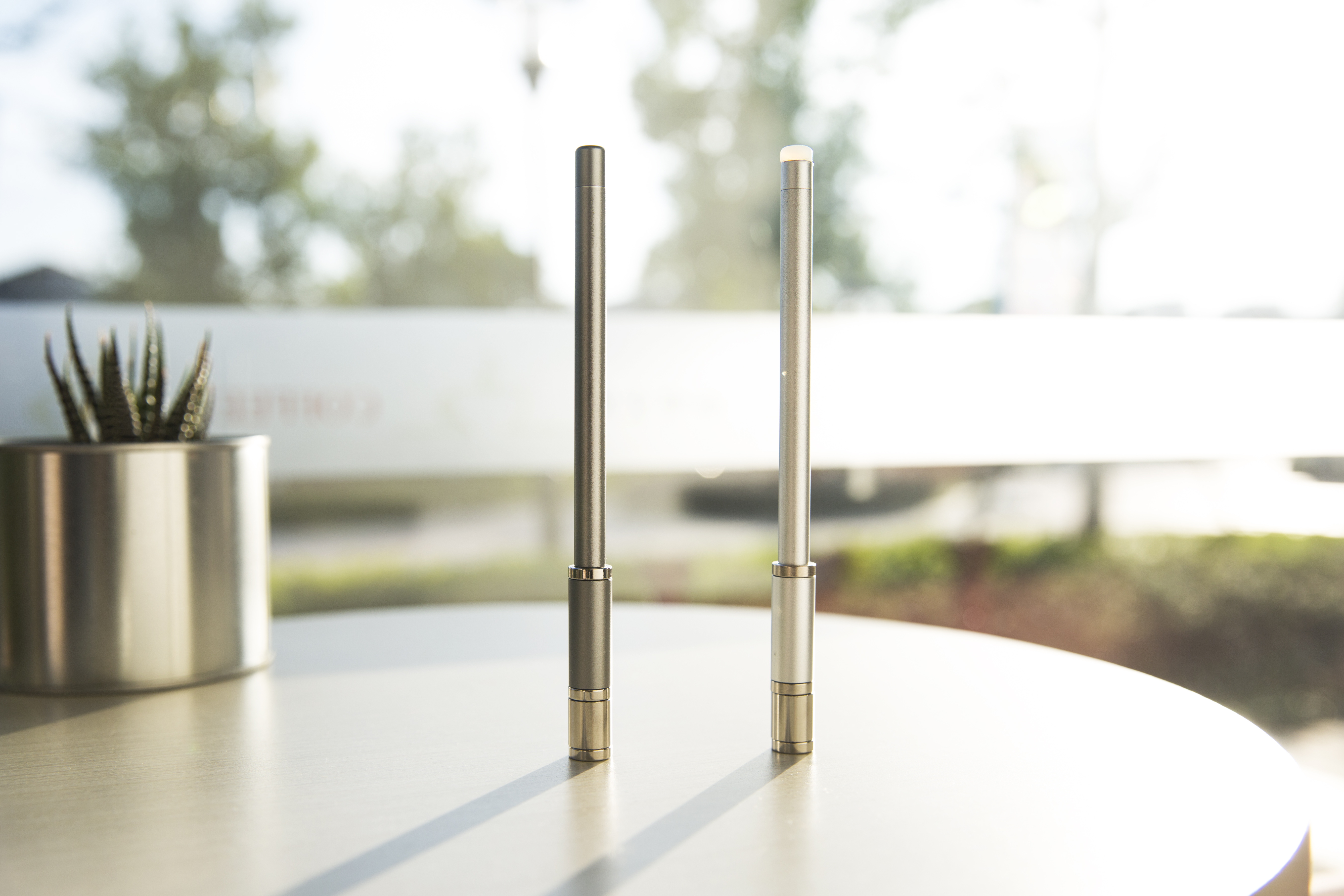 paper，magnetic force，lodestone，Magnetic attraction，Erasable pen，Fast writing，Office stationery，Decompression pen，decompression，pen，