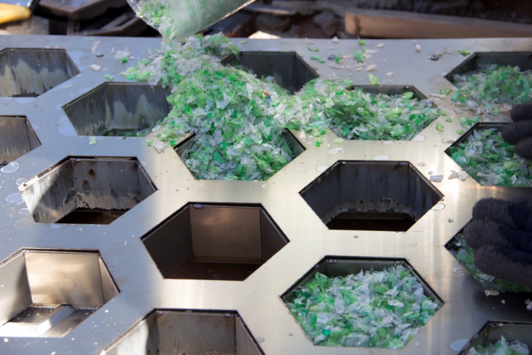 Thumbnail，Translate，ceramic tile，industrialization，environment protection，