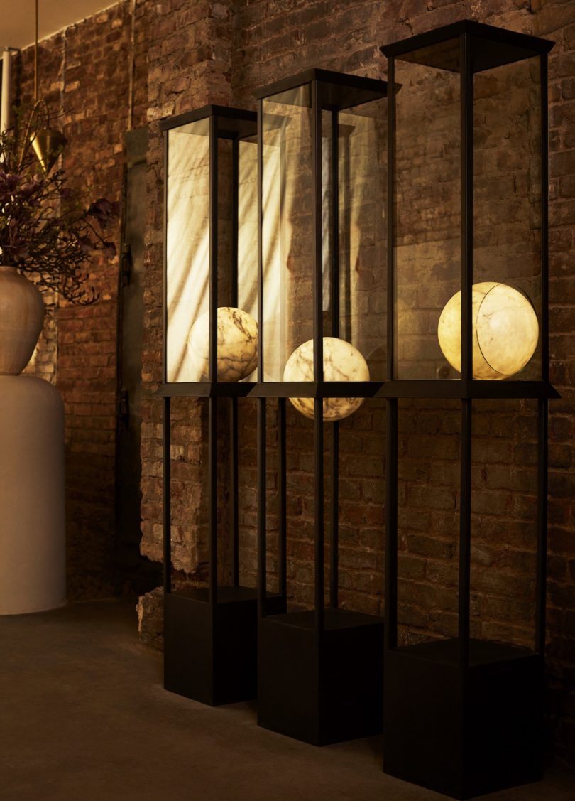 modern，tradition，ornaments，furniture，