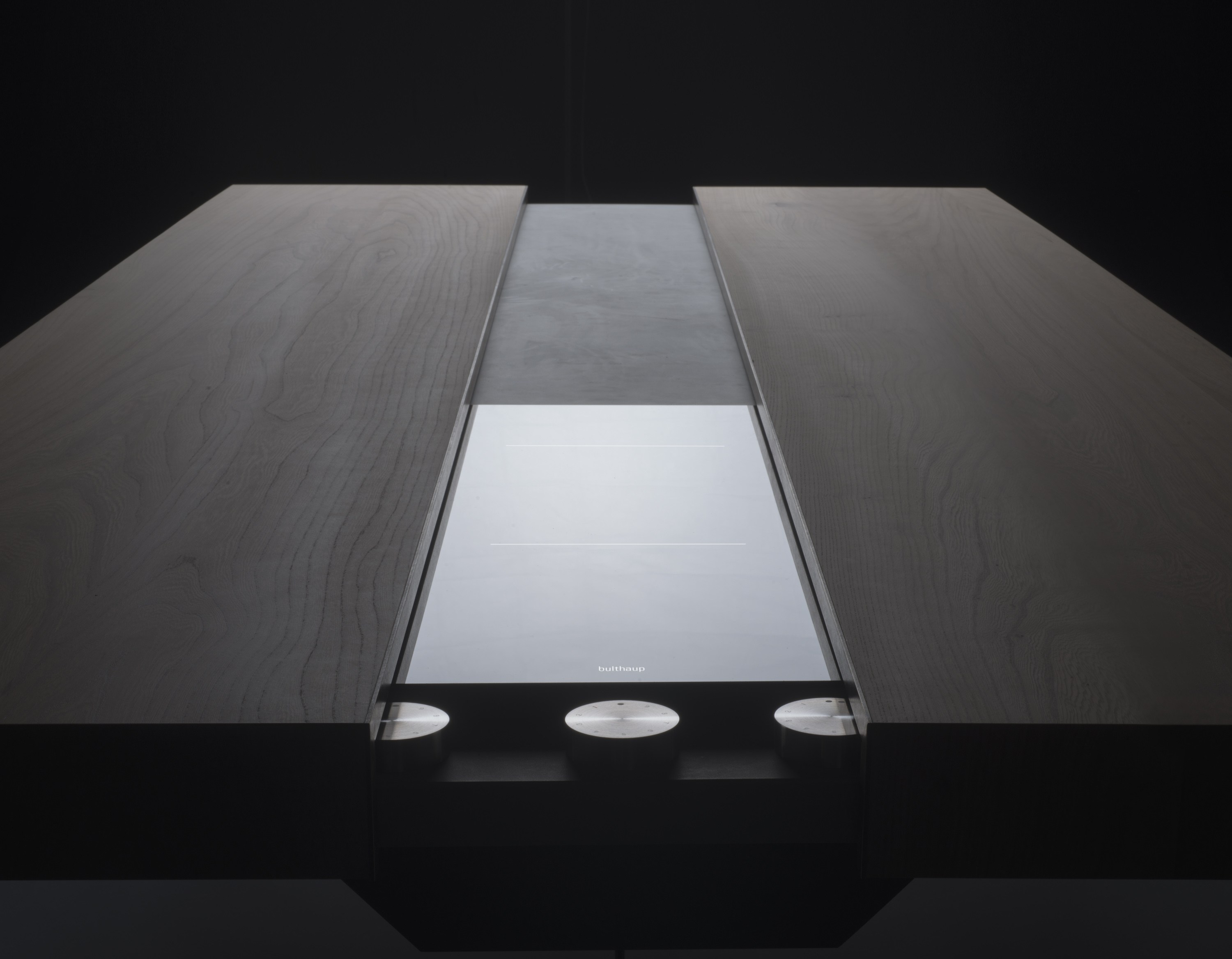 industrial design，Art，Minimalist，Table，