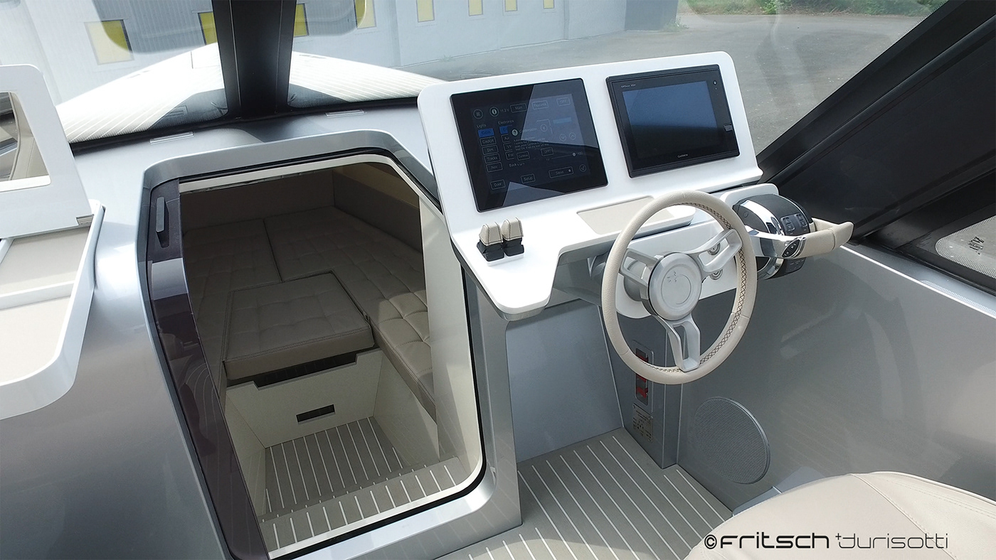 Commuter，Iguana，amphibious，white，Cruise，