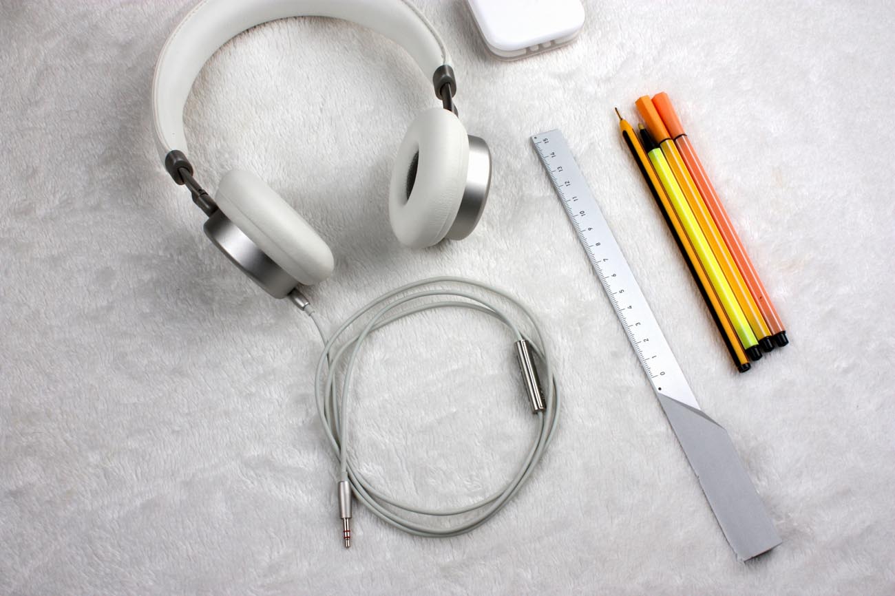 White design，Original products，Office Supplies，