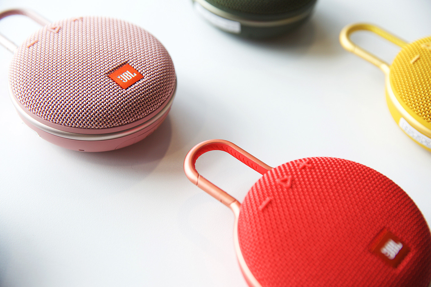 product design，Digital，loudspeaker box，JBL CLIP3，2018 red dot award，