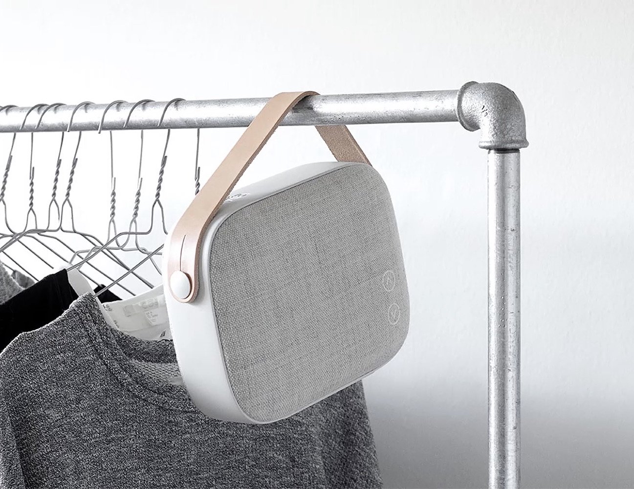 Helsinki，Bluetooth，loudspeaker box，