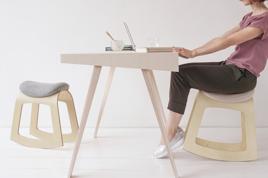 wooden-frame，felt，chair，
