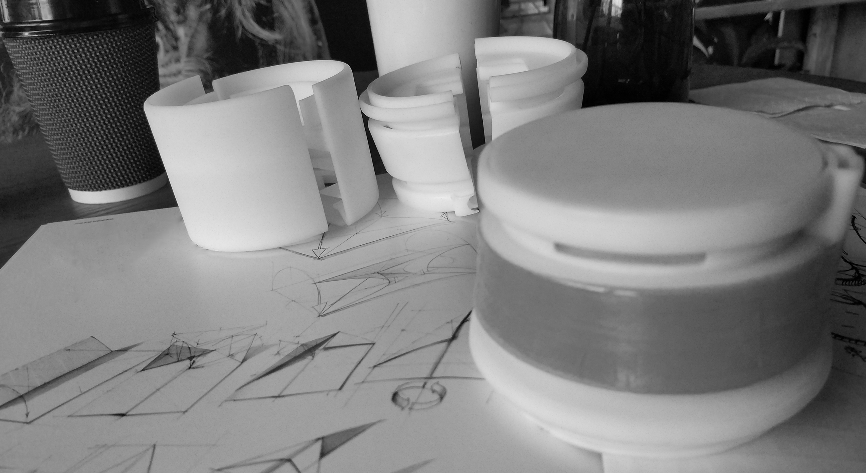 Refrigeration and heating integration，Refrigeration cup，Smart cup，new technique，