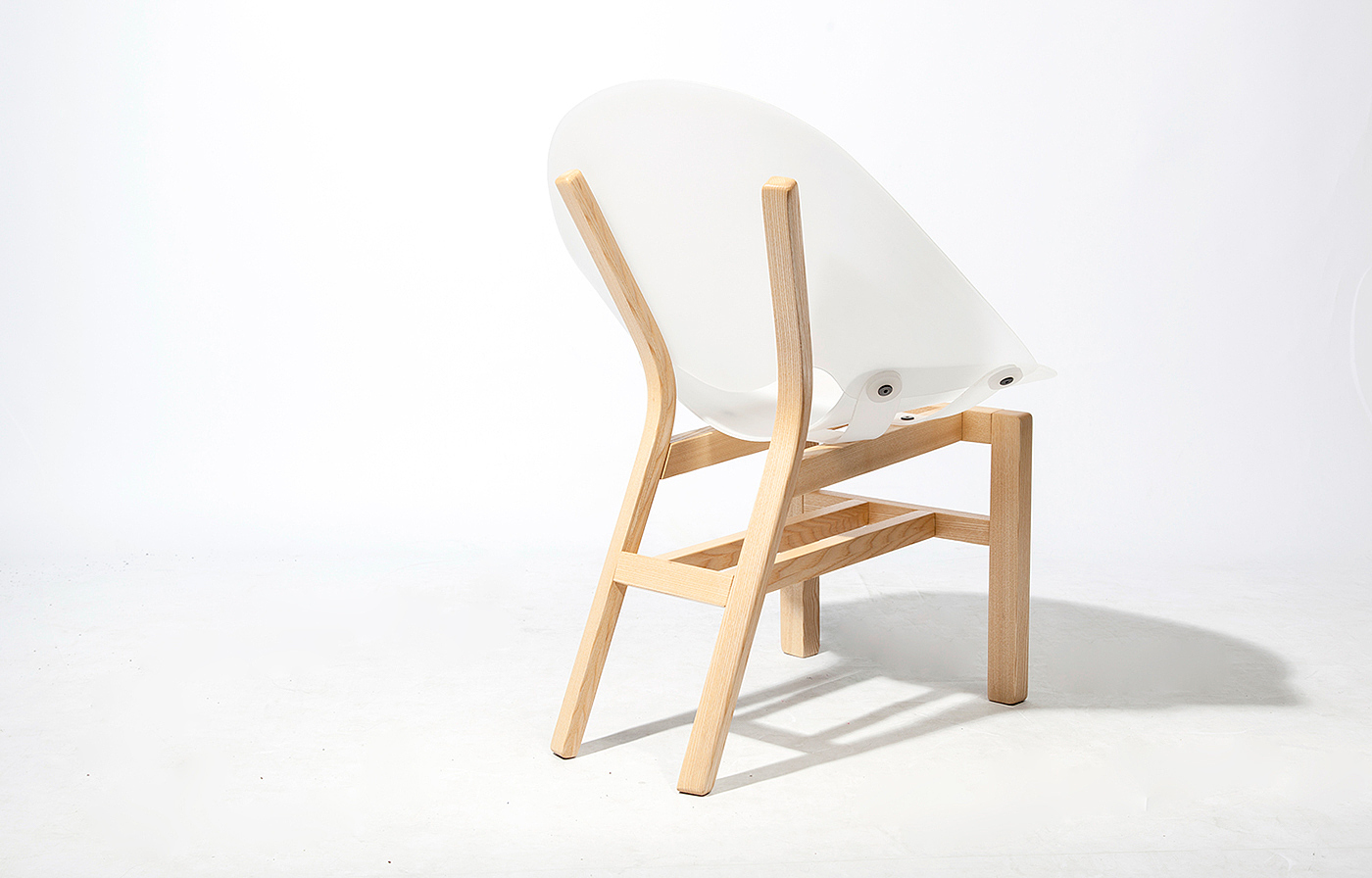 灰木，聚丙烯板，家具，Sehee Ahn，Plastic Chair，