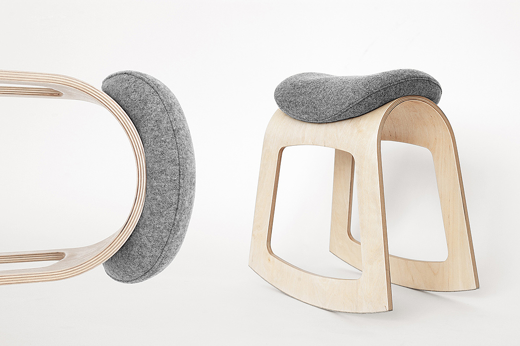 Vilius Kiskis，椅子，毛毡，木头框架，