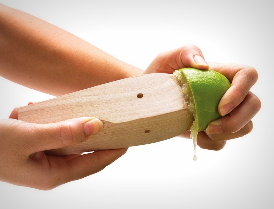 wooden ，Lemon juice dispenser，Yaacov Kaufman，Juicer，