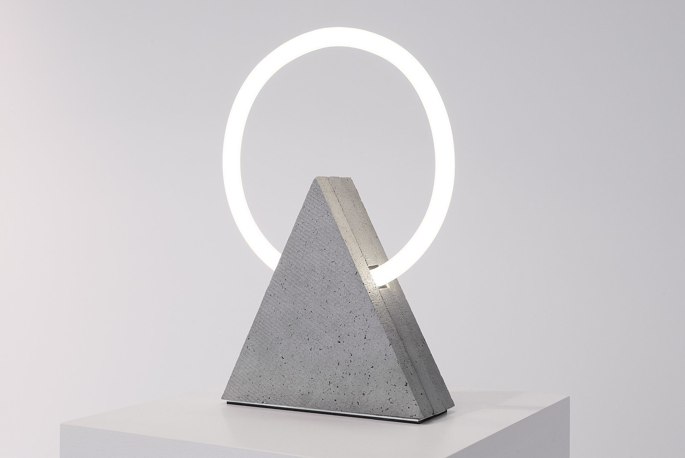 East，lamps and lanterns，furniture，originality，