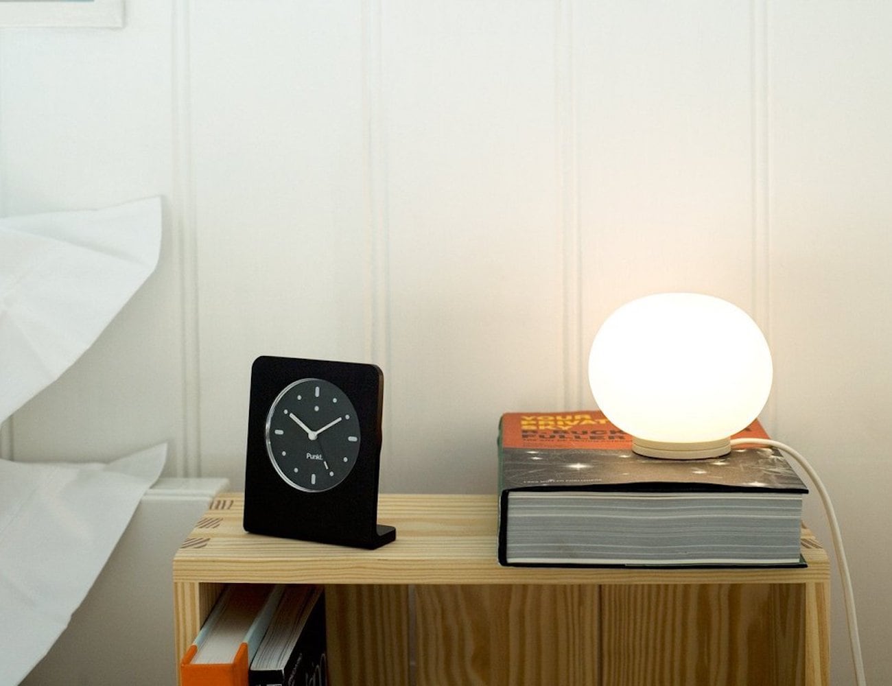 industrial design，product design，alarm clock，Point AC01，