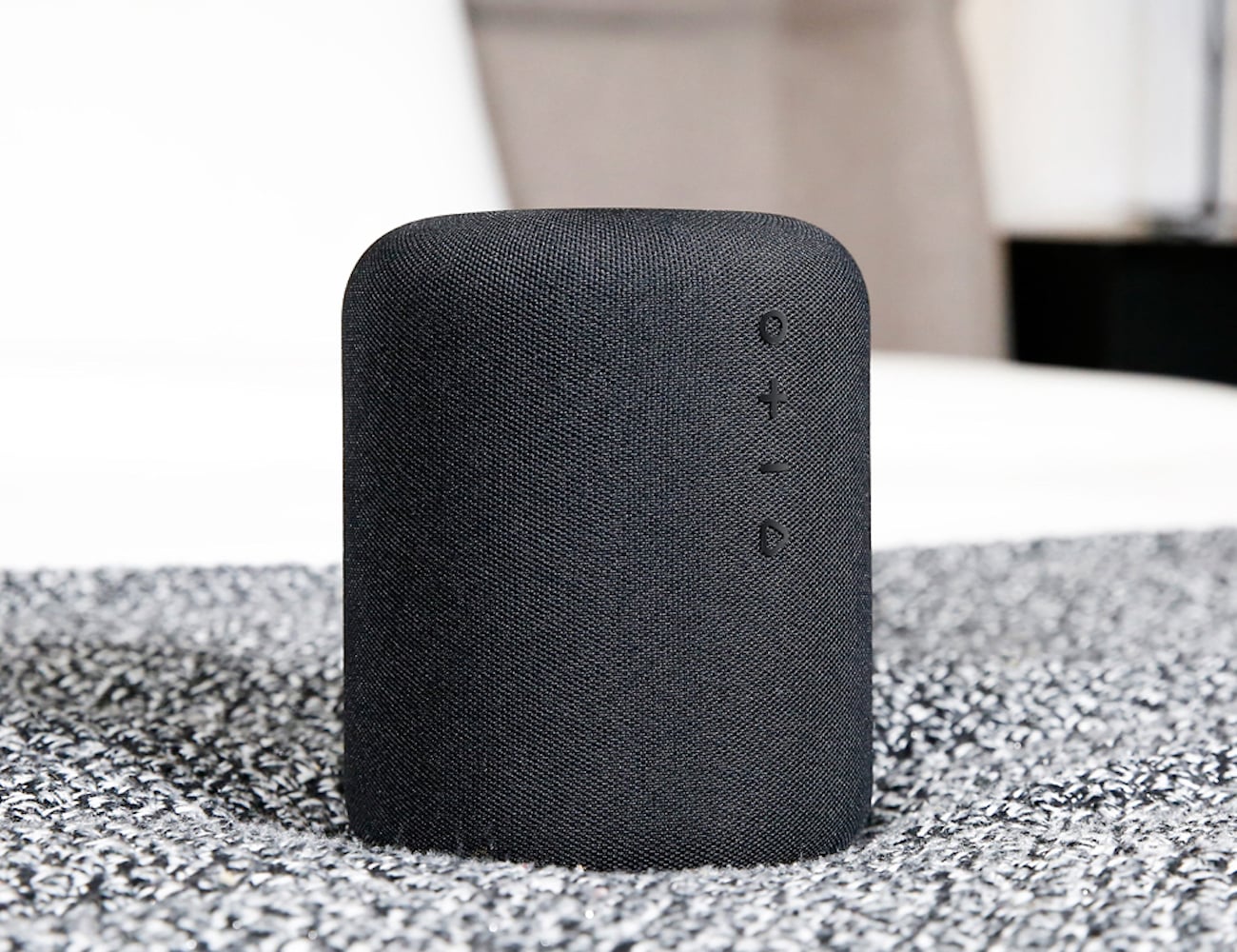 product design，industrial design，Home accessories，speaker，black，Woven fabric，Leatherwear，Wireless charging，