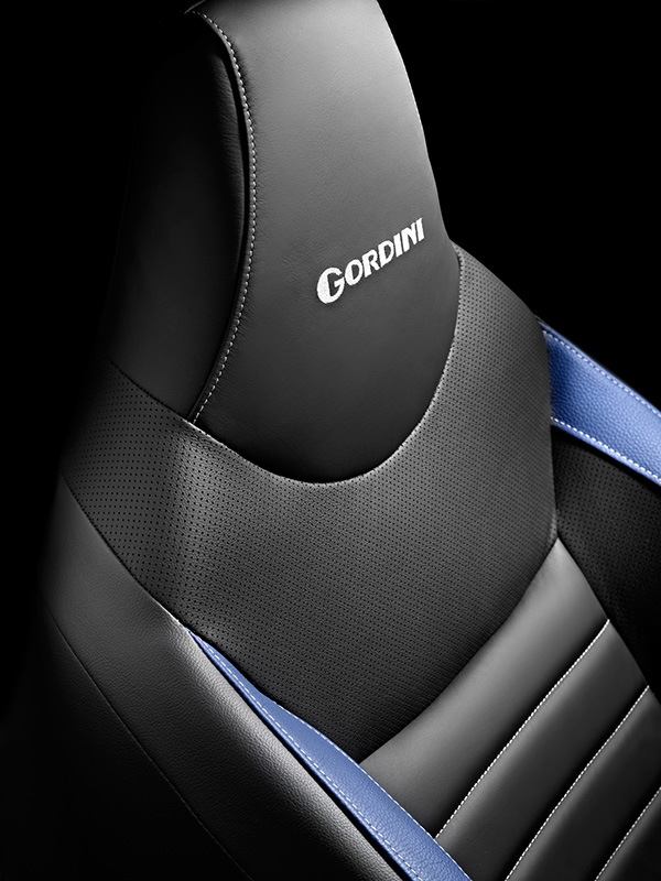 Alloy wheel，Sports car，Renault，WIND，renault，Automobile design，