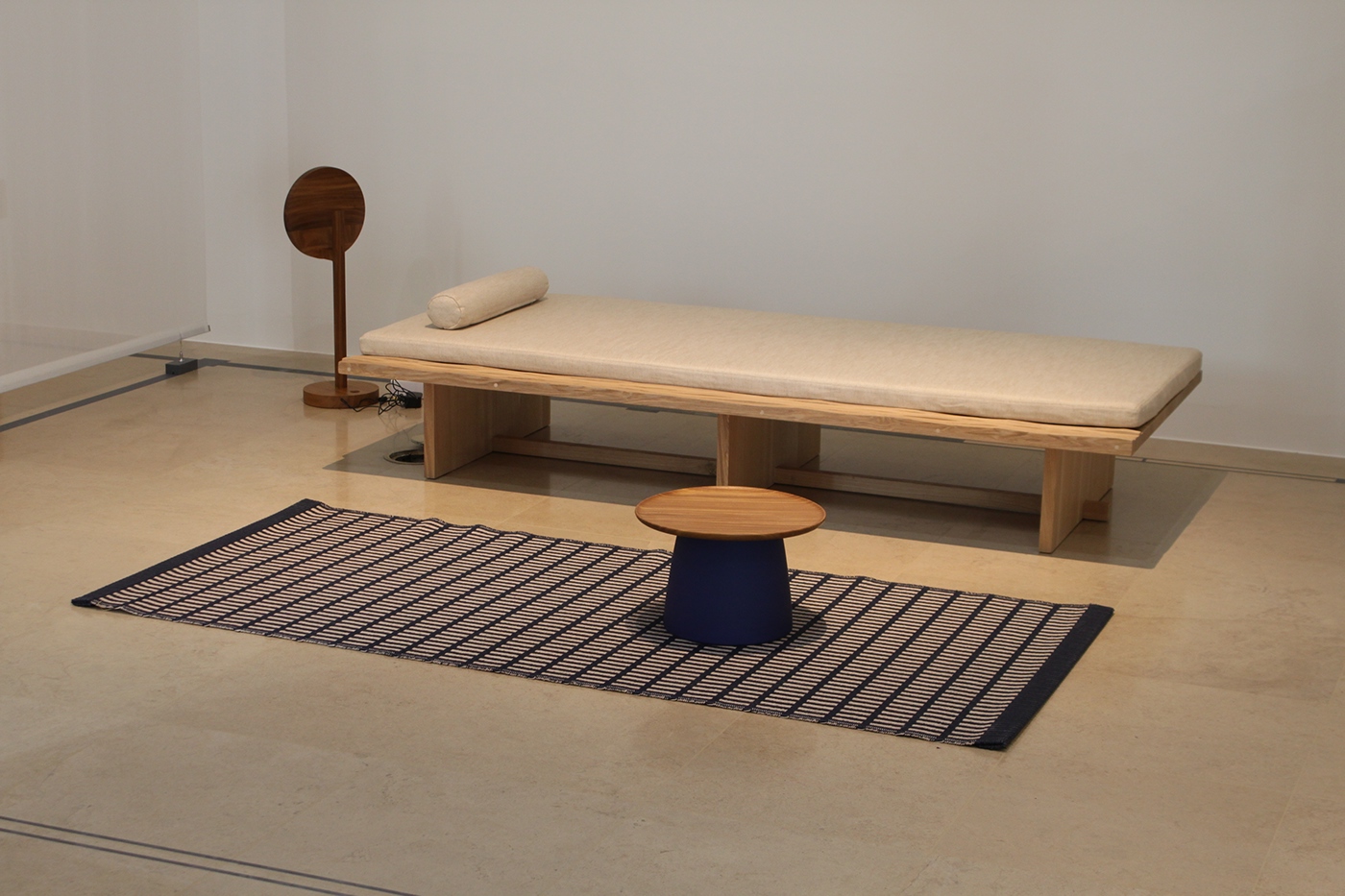 the republic of korea，bench，Up，concise，Bed，