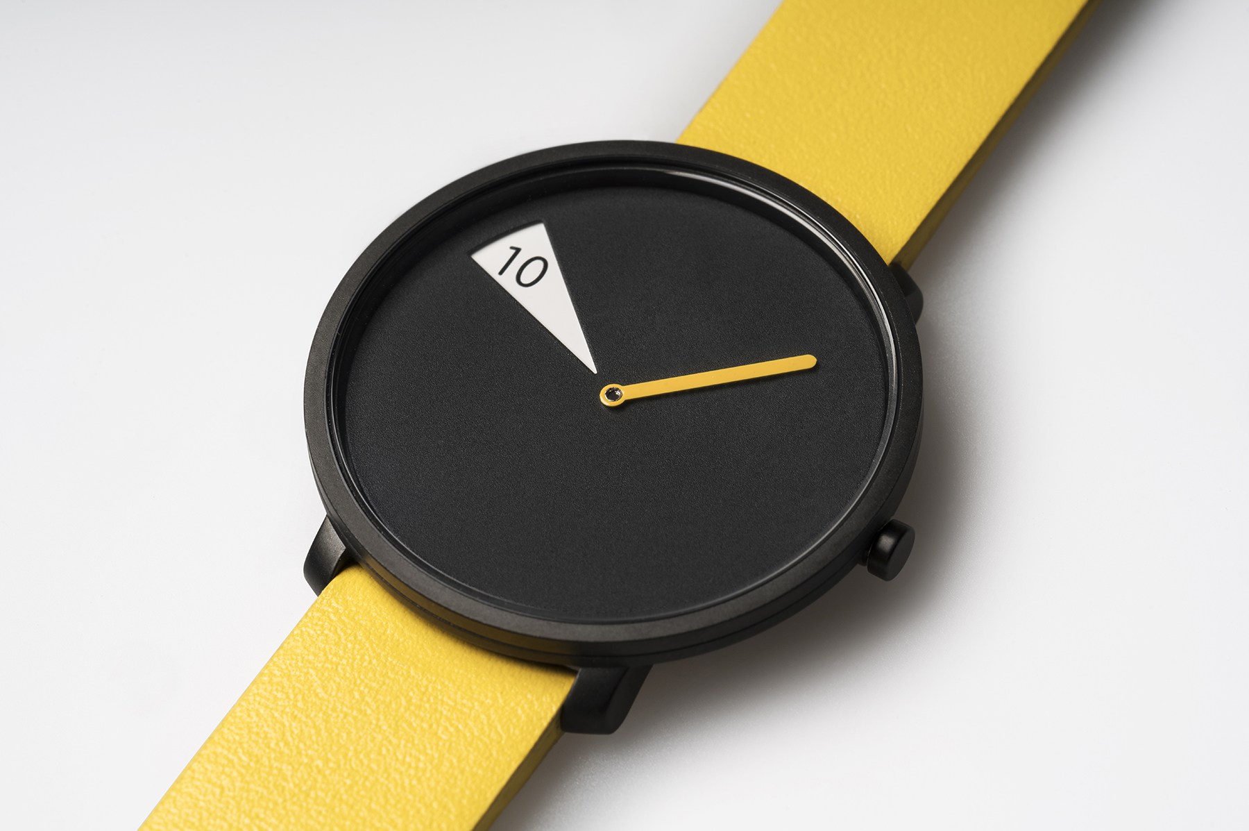 yellow，black，stainless steel，genuine leather，Wrist watch，freakishWATCH，