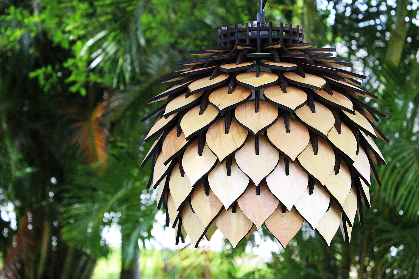 Spore lamp，Natural flow，beautiful，practical，