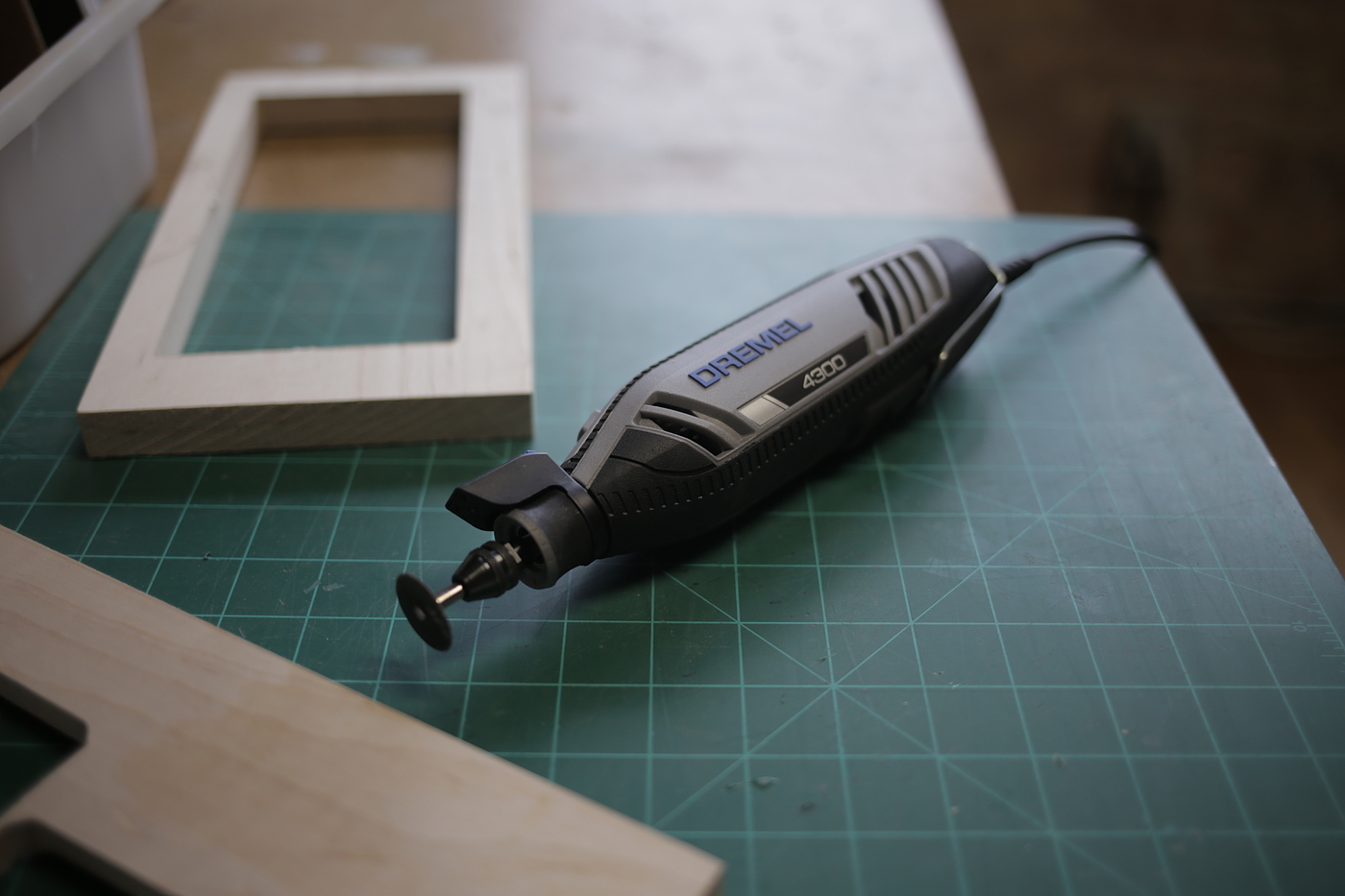 dremel，电动打磨机，工具，4300，TEAMSDesign，