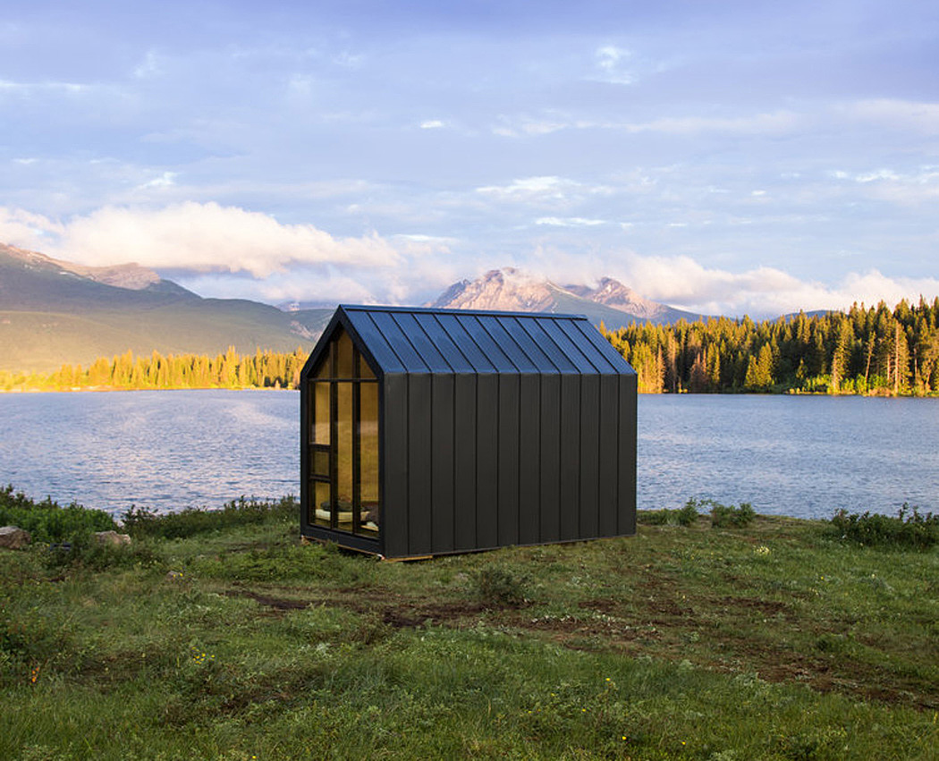 mono，house，fold，on vacation，outdoors，