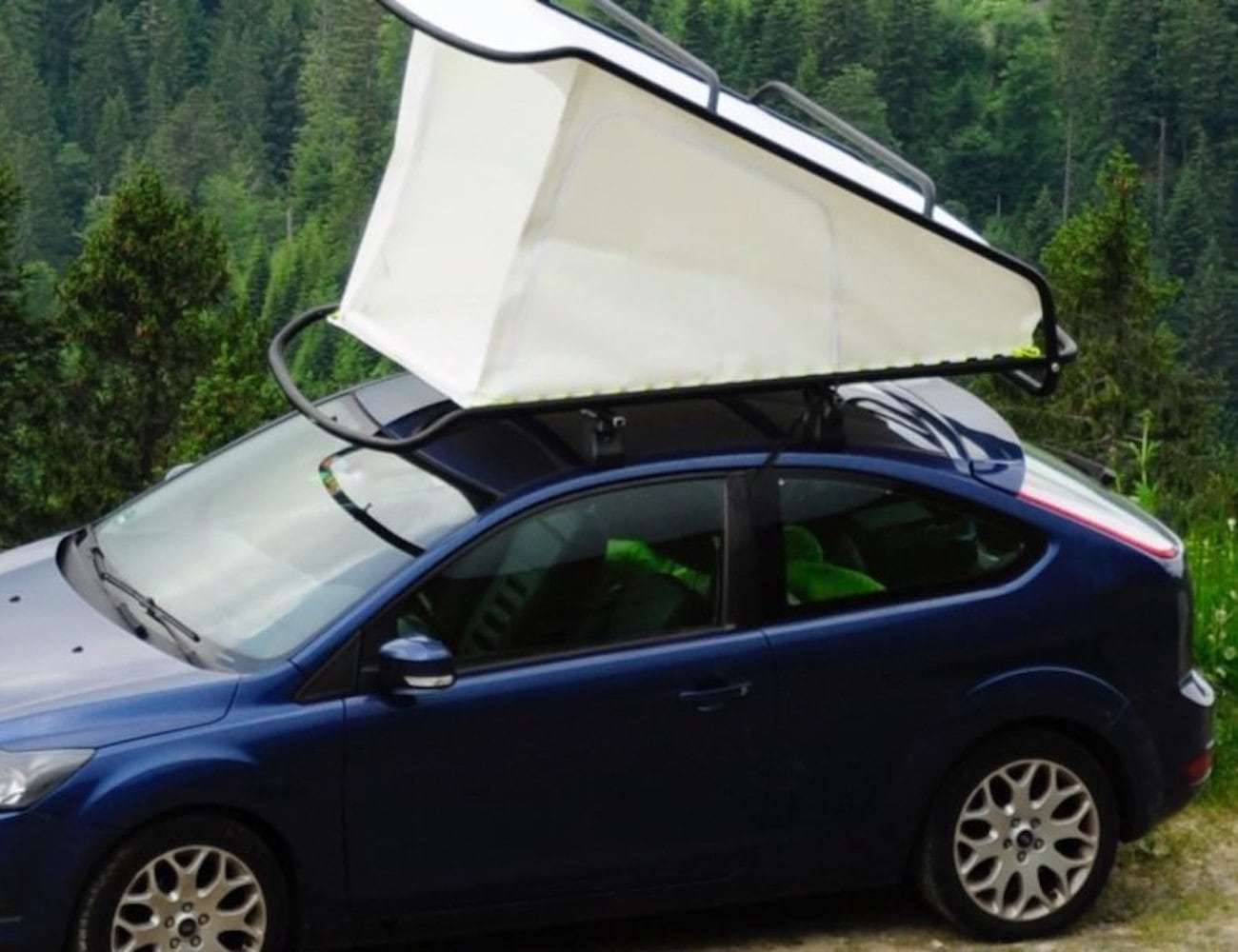 Auto accessories，Tent，Outdoor sports，triangle，industrial design，